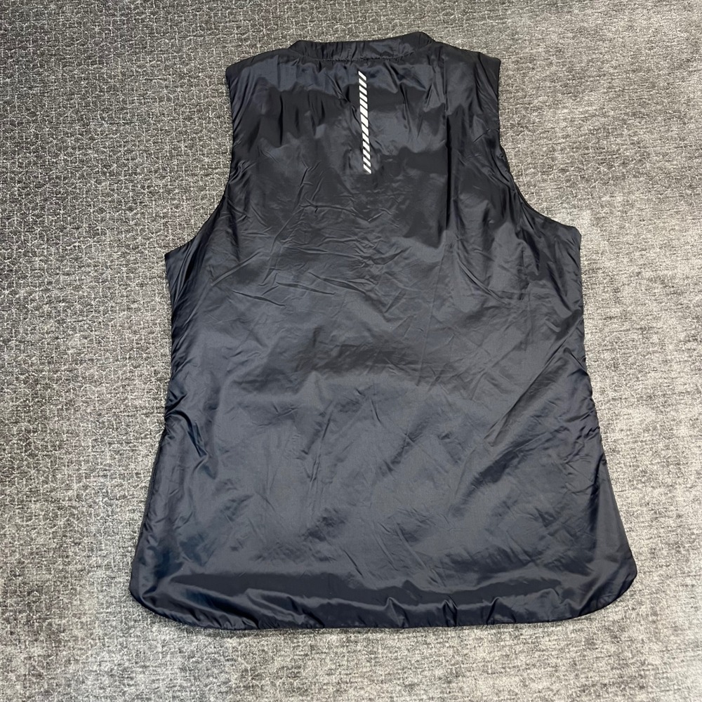 Under Armour Women Quilted Vest Black Sleeveless Full Zip Athleisure M - Picture 2 of 8